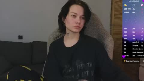 Snapshot of esajukyy chatting on 04/11/26, 01:15 esajukyy online show from 04/11/26, 01:15