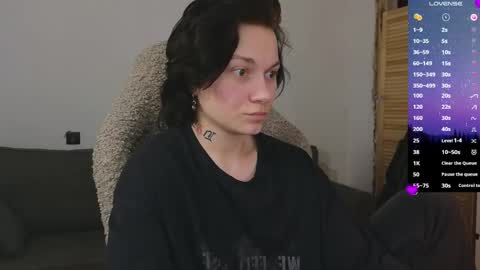 Snapshot of esajukyy chatting on 04/14/26, 04:46 esajukyy online show from 04/14/26, 04:46