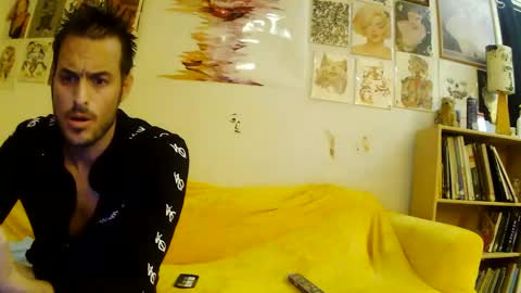 esc del online show from 09/15/25, 10:59