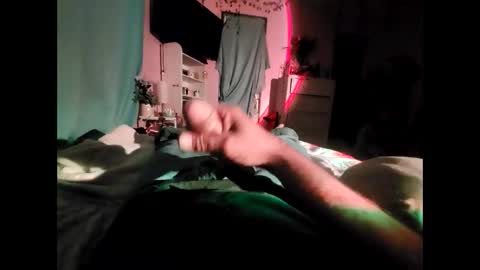 Snapshot of escape772 chatting on 02/10/25, 06:31 Caliente online show from 02/10/25, 06:31