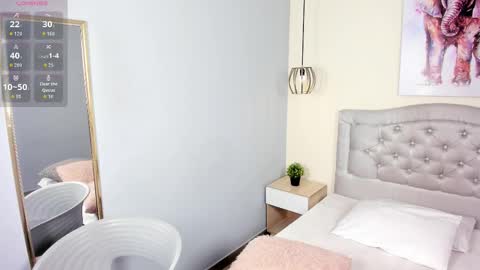 Snapshot of escarleth__ chatting on 02/23/26, 11:40 Escarlet online show from 02/23/26, 11:40