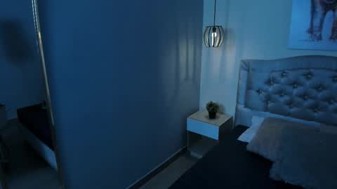 Snapshot of escarleth__ chatting on 03/13/26, 11:50 Escarlet online show from 03/13/26, 11:50