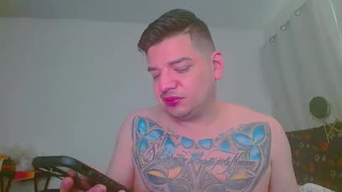 escodamus12 online show from 01/10/25, 11:39