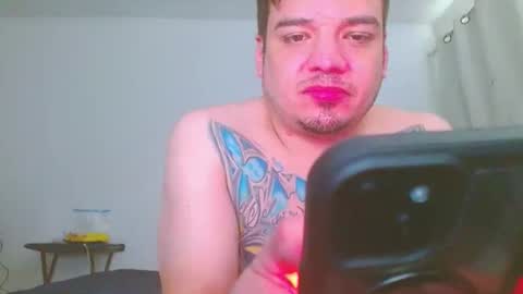 escodamus12 online show from 01/26/25, 05:34