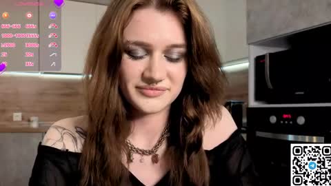 Snapshot of eshleeeygreen chatting on 03/31/26, 06:41 EshleGreen online show from 03/31/26, 06:41