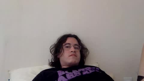 esiiis online show from 02/07/26, 07:06