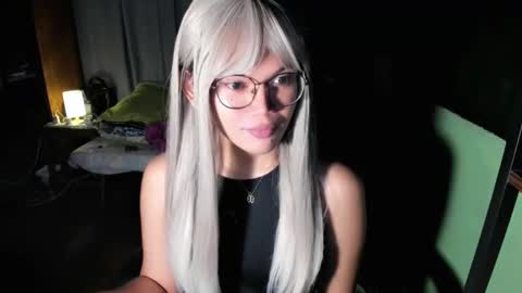 Chelliane online show from 10/22/25, 02:23