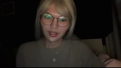 Chelliane online show from 11/18/25, 05:34