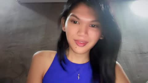 Snapshot of esilchan chatting on 05/17/26, 06:33 Chelliane online show from 05/17/26, 06:33