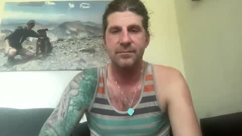 Snapshot of esinking24 chatting on 09/12/25, 08:53 esinking24 online show from 09/12/25, 08:53