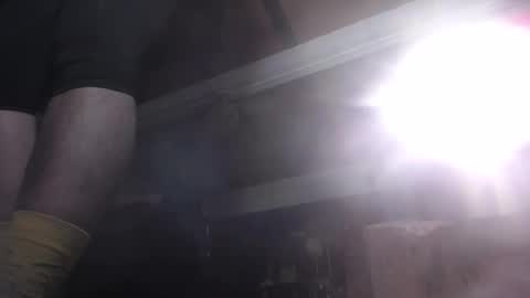 Snapshot of eskelaswd chatting on 12/17/24, 03:28 Eskela911 online show from 12/17/24, 03:28