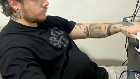 eskol212 online show from 02/17/26, 07:31