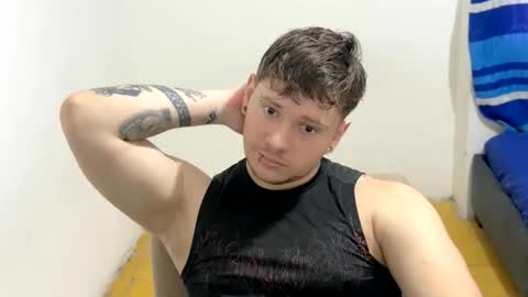 Snapshot of eskol212 chatting on 03/11/26, 02:12 eskol212 online show from 03/11/26, 02:12