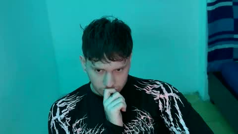 Snapshot of eskol212 chatting on 03/14/26, 02:06 eskol212 online show from 03/14/26, 02:06