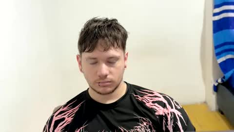 Snapshot of eskol212 chatting on 03/21/26, 01:58 eskol212 online show from 03/21/26, 01:58