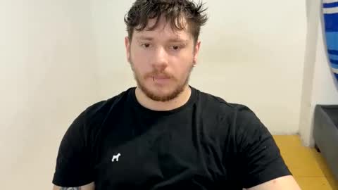 Snapshot of eskol212 chatting on 04/16/26, 09:15 eskol212 online show from 04/16/26, 09:15