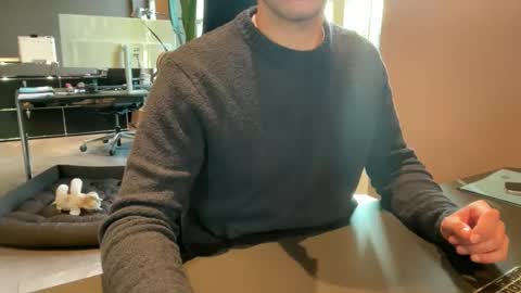 Snapshot of eskp chatting on 10/01/25, 07:36 eskp online show from 10/01/25, 07:36