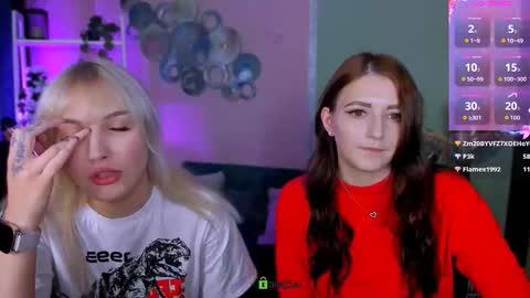 Snapshot of esma_shine chatting on 09/17/25, 07:15 esma_shine online show from 09/17/25, 07:15