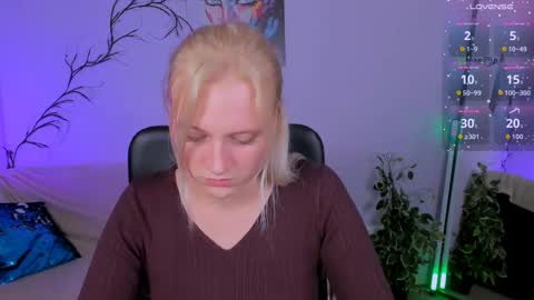 Snapshot of esma_shine chatting on 10/09/25, 04:49 esma_shine online show from 10/09/25, 04:49