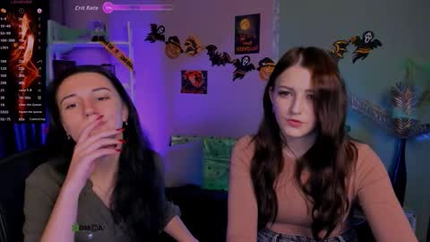 Snapshot of esma_shine chatting on 10/22/25, 07:35 esma_shine online show from 10/22/25, 07:35