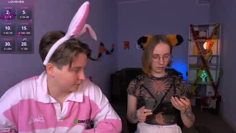 Snapshot of esma_shine chatting on 10/31/25, 08:37 esma_shine online show from 10/31/25, 08:37