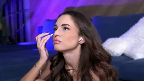 Raluca  online show from 09/26/25, 11:42