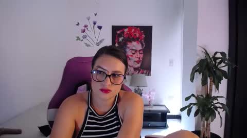 Snapshot of esmeralda098 chatting on 04/12/26, 07:30 Esmeralda online show from 04/12/26, 07:30