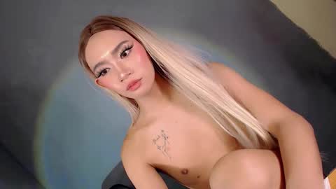 Snapshot of esmeralda28x chatting on 04/26/26, 08:50 esmeralda28x online show from 04/26/26, 08:50