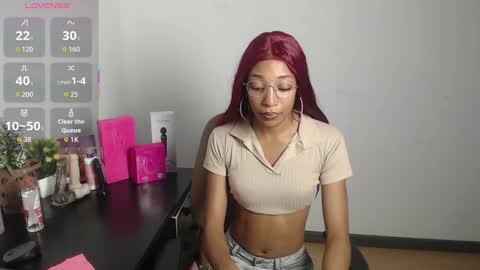 esmeralda_bk online show from 12/01/25, 10:59