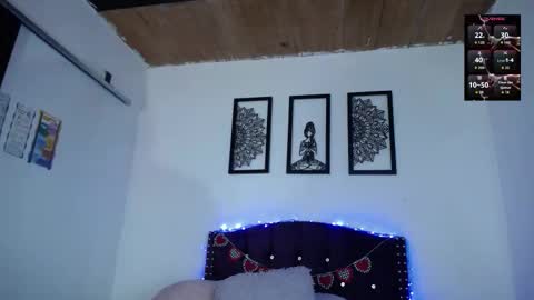 Esmeralda online show from 02/14/26, 12:13