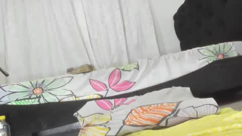 esmeralda online show from 02/15/25, 12:37