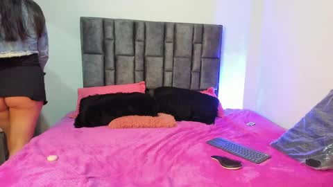 Snapshot of esmeraldaa_sc chatting on 04/29/26, 07:56 Perla online show from 04/29/26, 07:56