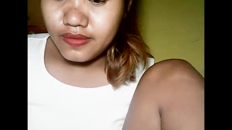 Snapshot of especialgirl_28 chatting on 12/17/24, 07:15 especialgirl_28 online show from 12/17/24, 07:15