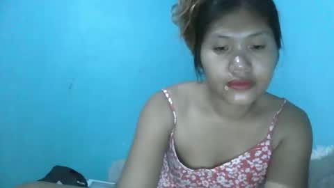 Snapshot of especialgirl_28 chatting on 09/20/25, 03:35 especialgirl_28 online show from 09/20/25, 03:35