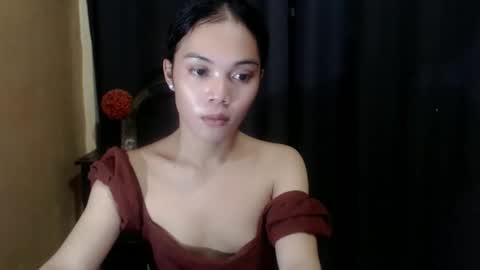 Snapshot of especialluv4you chatting on 12/17/25, 03:40 especialluv4you online show from 12/17/25, 03:40