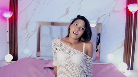 esperanzamora online show from 03/25/26, 12:11