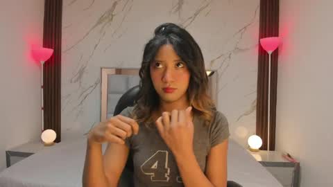esperanzamora online show from 04/15/26, 11:50