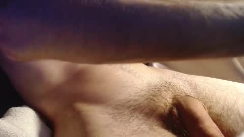 Snapshot of espiralx chatting on 10/18/25, 12:57 espiralx online show from 10/18/25, 12:57