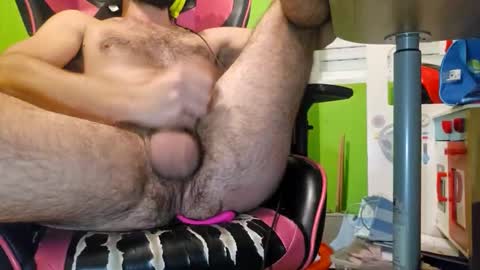 Snapshot of espkaido chatting on 10/15/25, 09:37 XWild94 online show from 10/15/25, 09:37