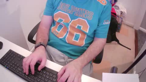 Morph online show from 12/24/24, 09:22