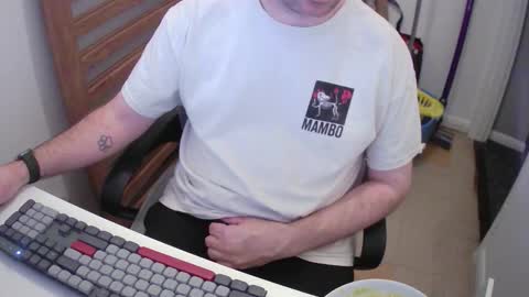 Morph online show from 12/18/25, 09:10