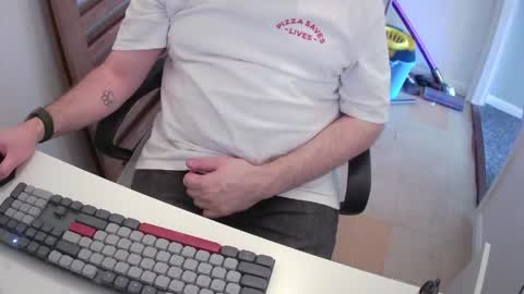 Snapshot of essex_wild chatting on 03/18/26, 11:35 Morph online show from 03/18/26, 11:35