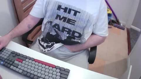 Snapshot of essex_wild chatting on 03/19/26, 08:57 Morph online show from 03/19/26, 08:57