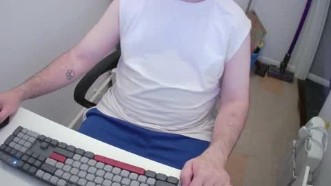 Snapshot of essex_wild chatting on 05/31/26, 07:37 Morph online show from 05/31/26, 07:37