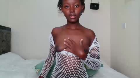 essypetite online show from 12/16/25, 07:41