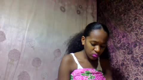 estancelee online show from 07/15/26, 11:59