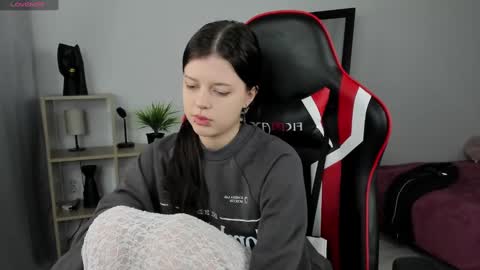 esteria online show from 12/06/24, 12:02