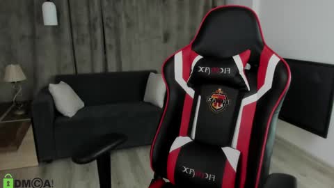 esteria online show from 12/20/24, 10:54