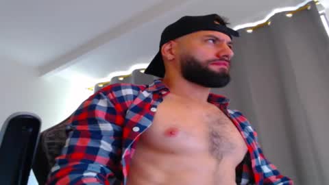 esteban online show from 11/08/25, 02:28