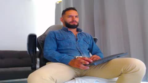 esteban online show from 11/13/25, 02:49